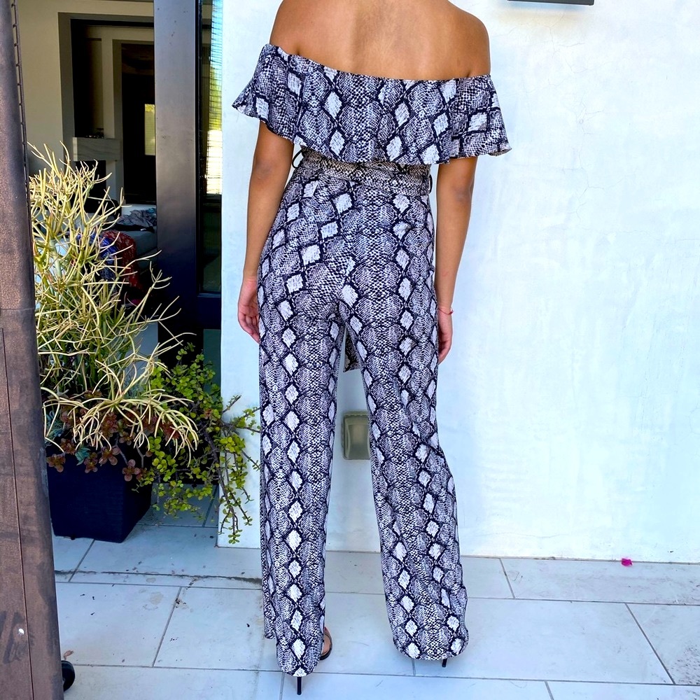 Off shoulder Romper Pants